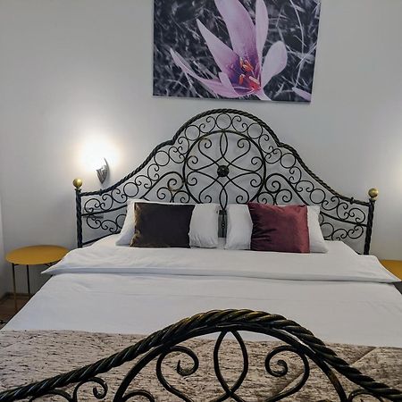 Apartmani Hrastik Біхач Екстер'єр фото