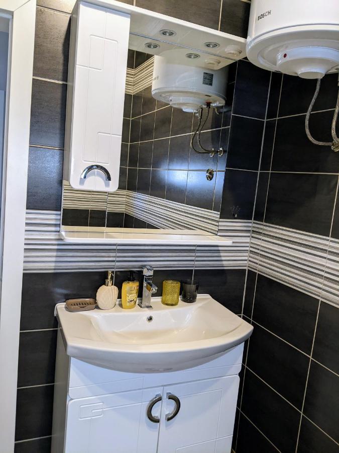 Apartmani Hrastik Біхач Екстер'єр фото