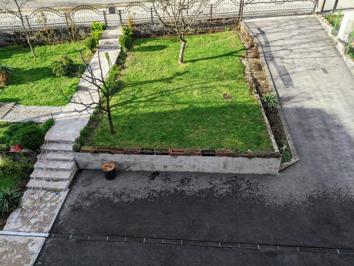 Apartmani Hrastik Біхач Екстер'єр фото