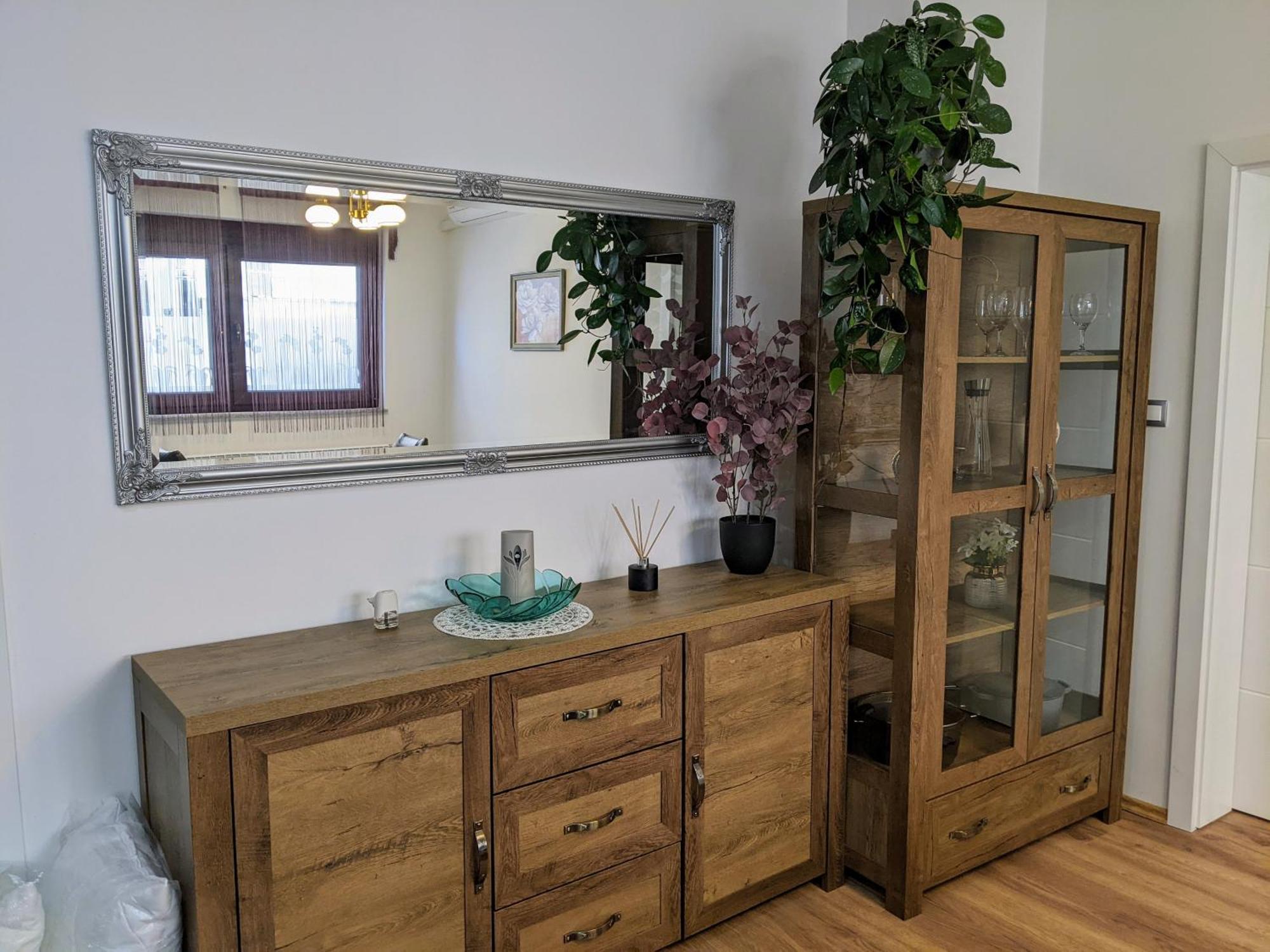 Apartmani Hrastik Біхач Екстер'єр фото