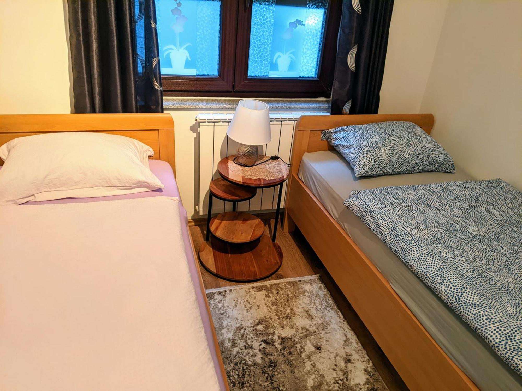 Apartmani Hrastik Біхач Екстер'єр фото